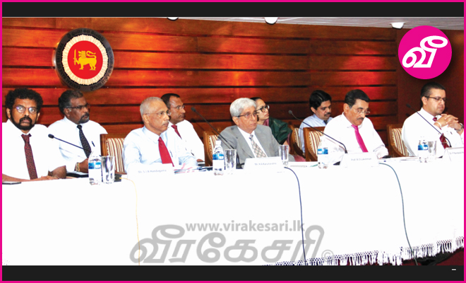 78051292_448269296077649_871072253708599