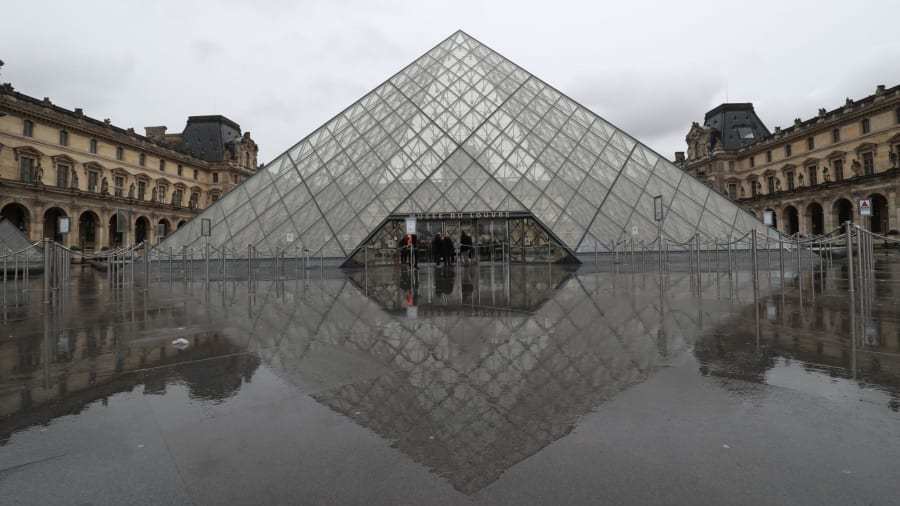 The-Louvre-Museum-Paris.jpg