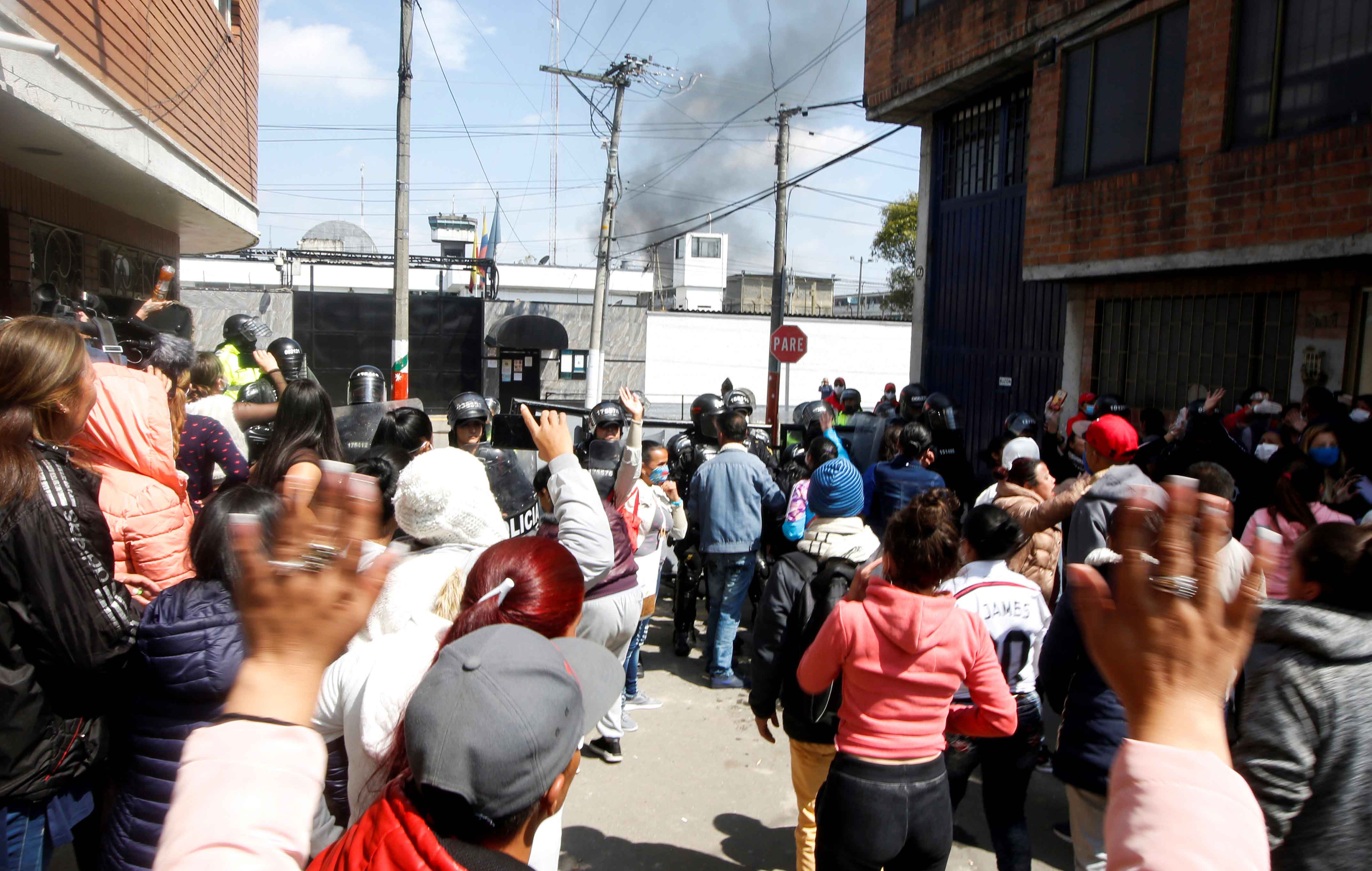 riot-in-colombia-prison-over-virus-fears