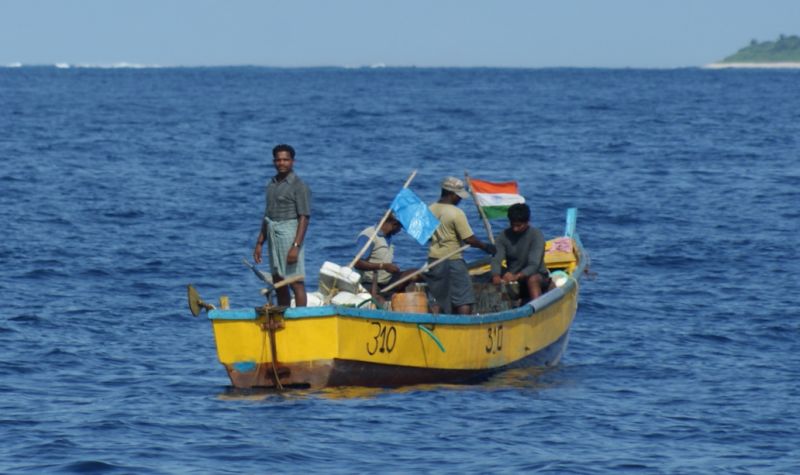 LocalFishingBoatLittleAndaman4_CM.jpg
