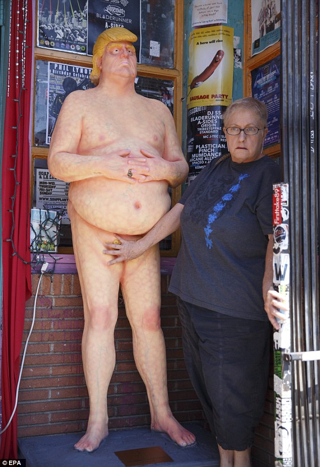 3760703800000578-0-image-a-4_14715604713