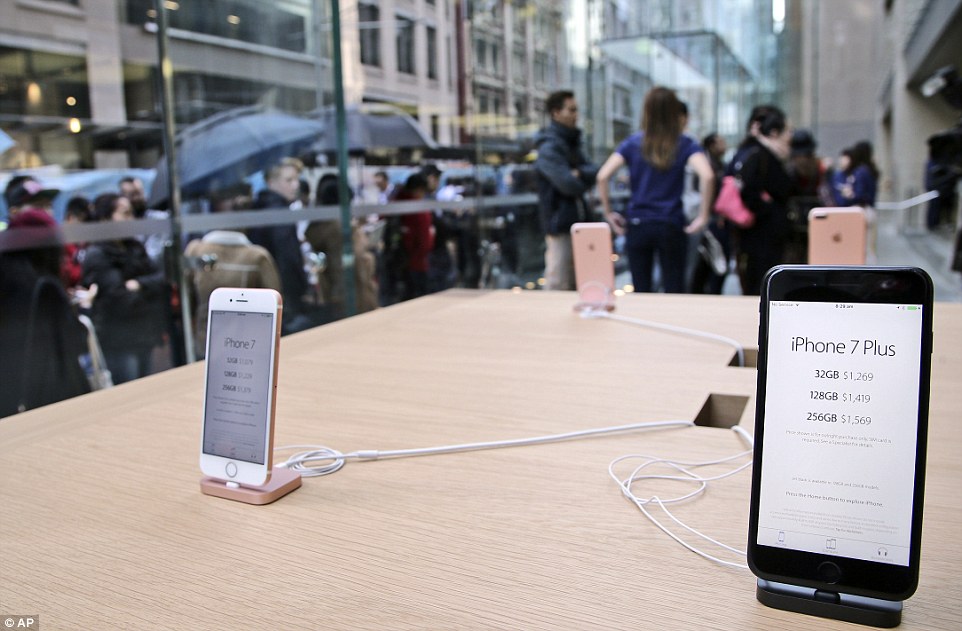 386A04ED00000578-3792024-The_phones_will