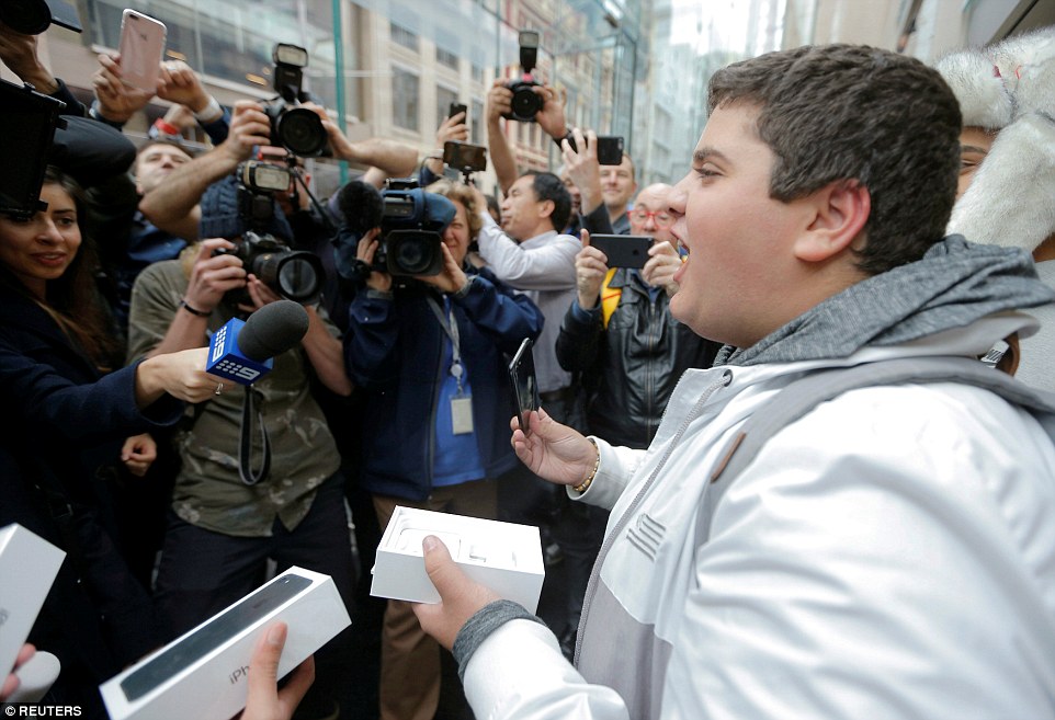 3869E5EF00000578-3792024-Mr_Barsoum_spea