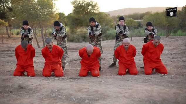 39FDA0F800000578-3896580-image-a-66_1478