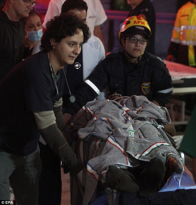 3AD8729500000578-0-Medical_staff_from_th