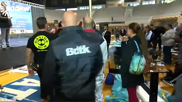 3AE4273700000578-0-image-a-3_14805297341