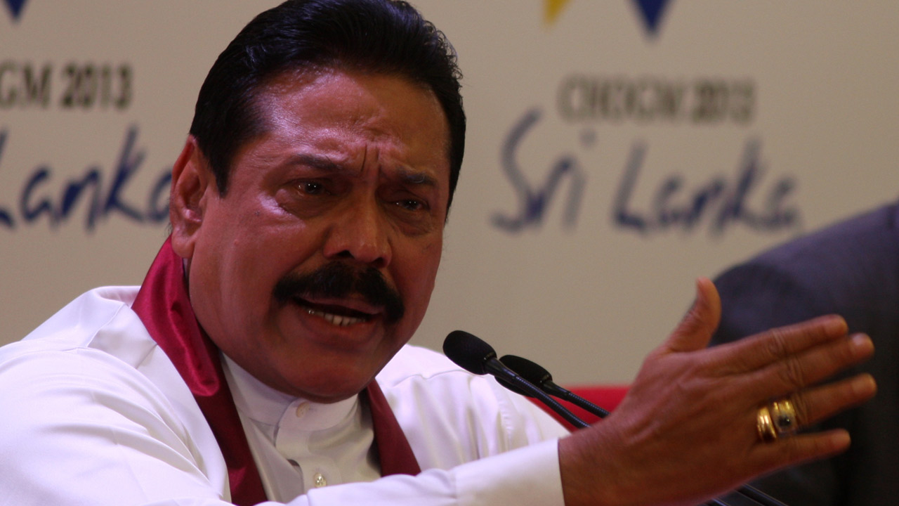 Mahinda-Rajapaksa-017.jpg
