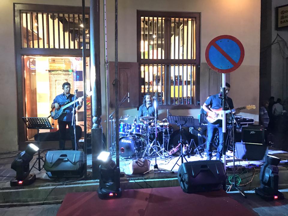 17362882_1720200104938534_32503072111448