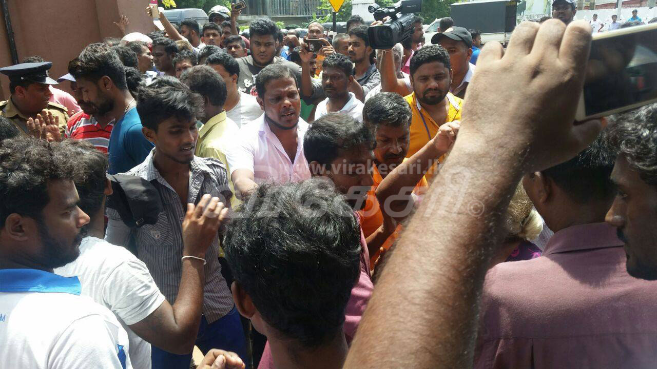 18618166_10207352554926828_212414400_o.j