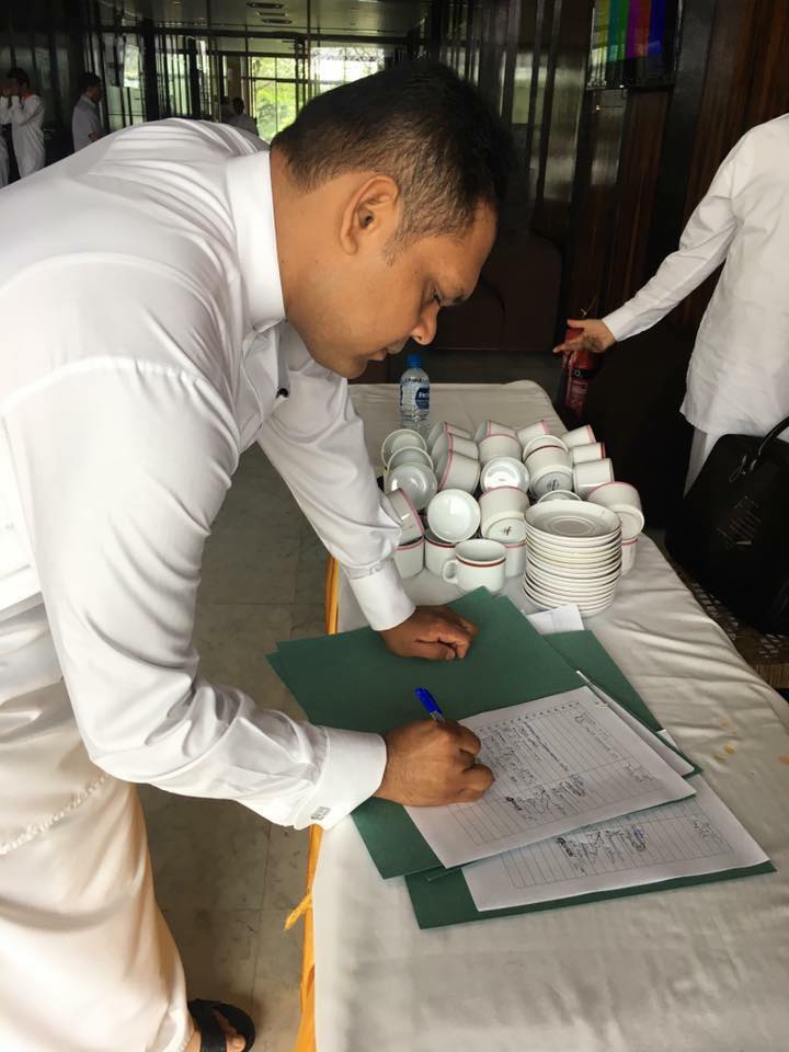 21078867_1894233134122712_20361672965233