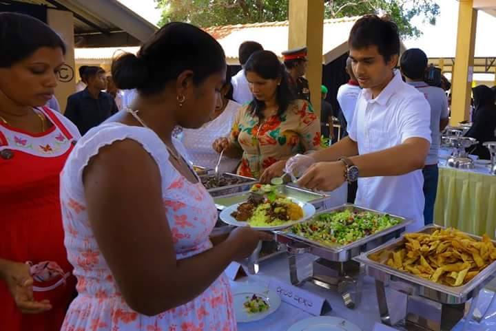 21291730_10208087532540809_1702621355_n.