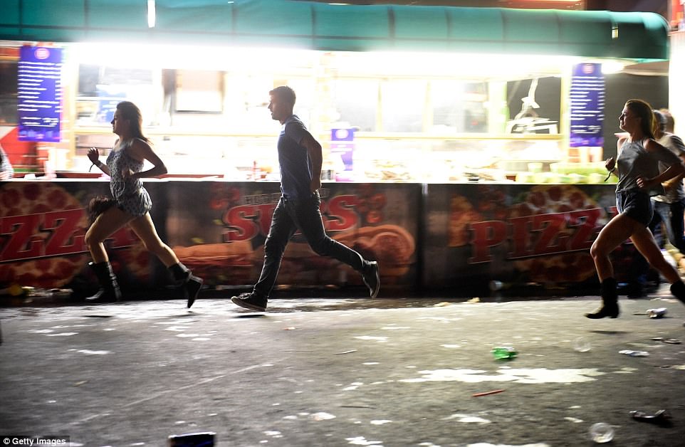 44F2691400000578-4939872-People_flee_fro