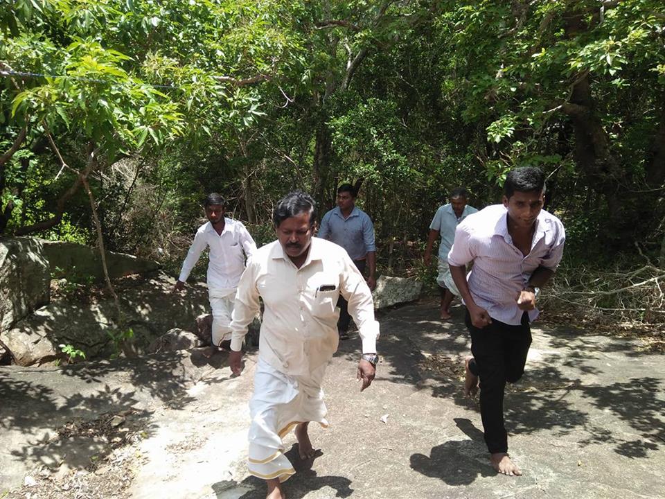 41319376_1155655071255341_65258852707498