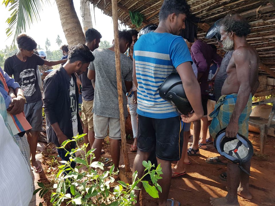 57348195_836799726718727_559602655197292