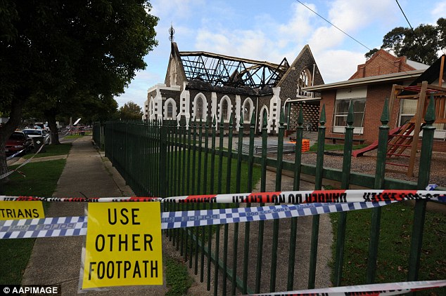 34510C5400000578-3595684-image-a-3_14635