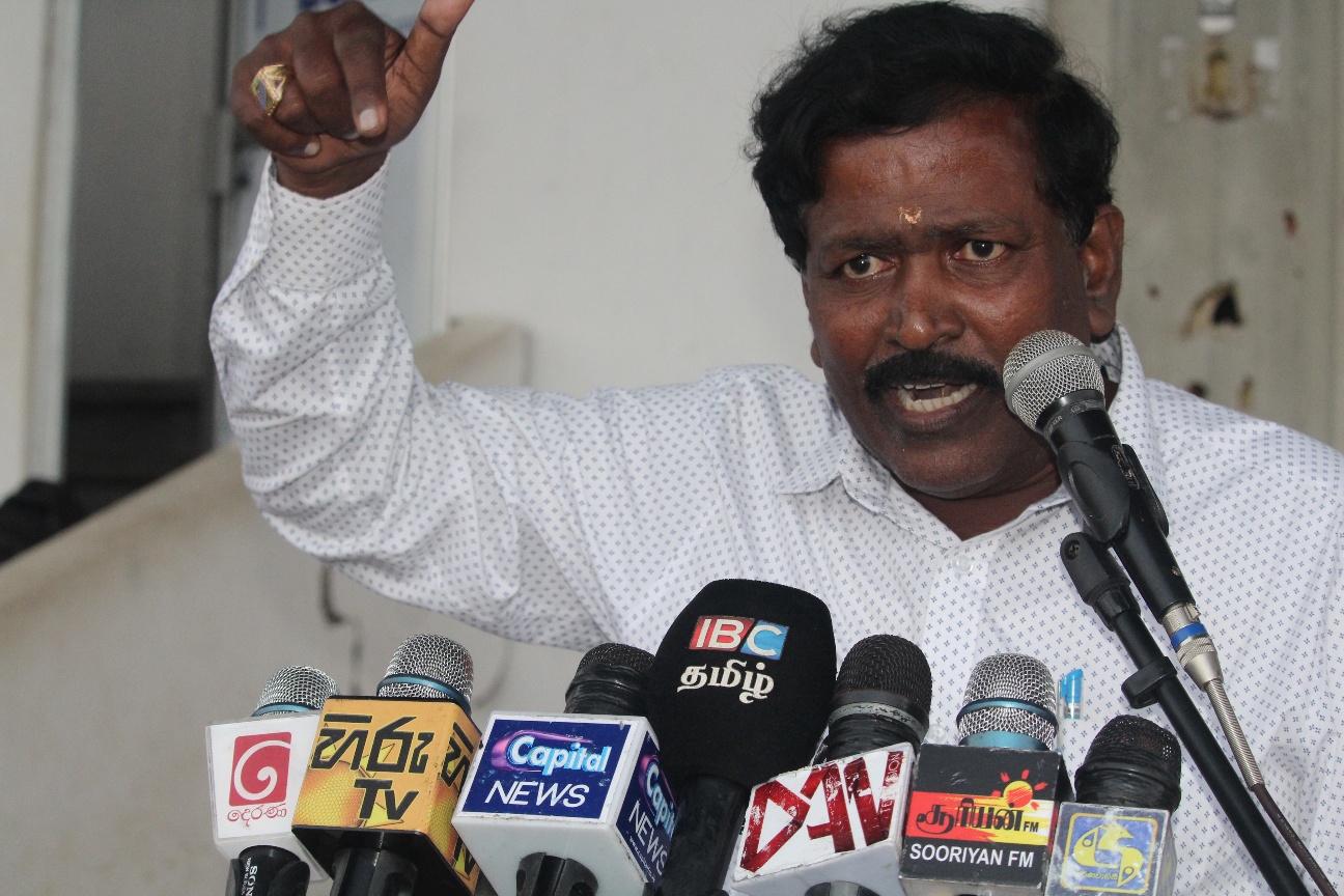 ஆக்கிரமிக்கப்படும் தமிழர்களின் நிலங்களை மீட்டெடுக்கும் காலம் வெகு தொலைவில் இல்லை.; ரவிகரன் | Virakesari.lk