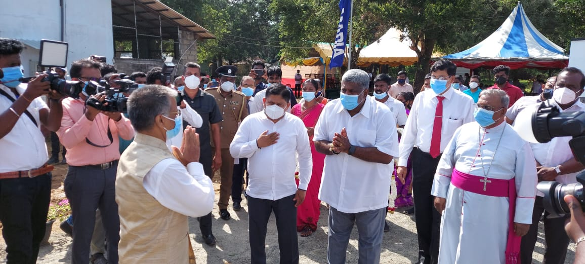 160014223_150994716882665_42804531103328