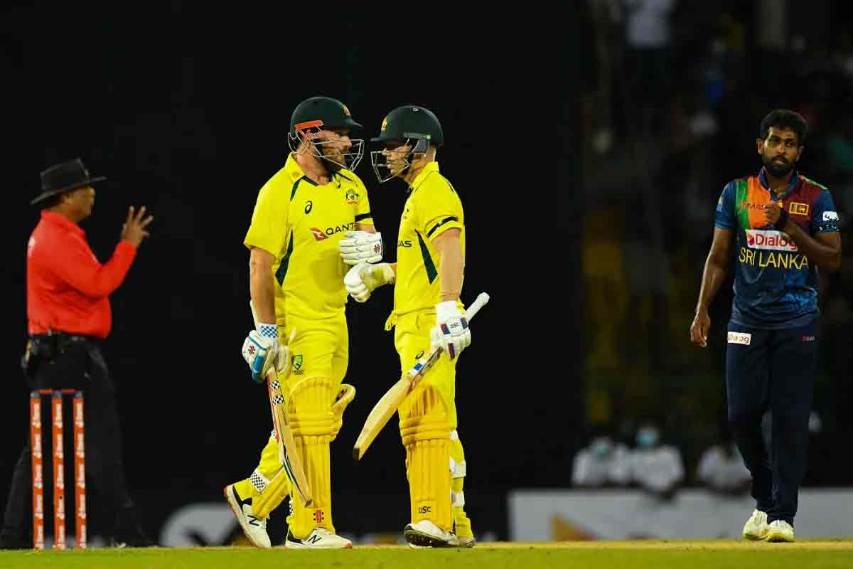 Aaron-Finch-and-David-Warner-got-Austral
