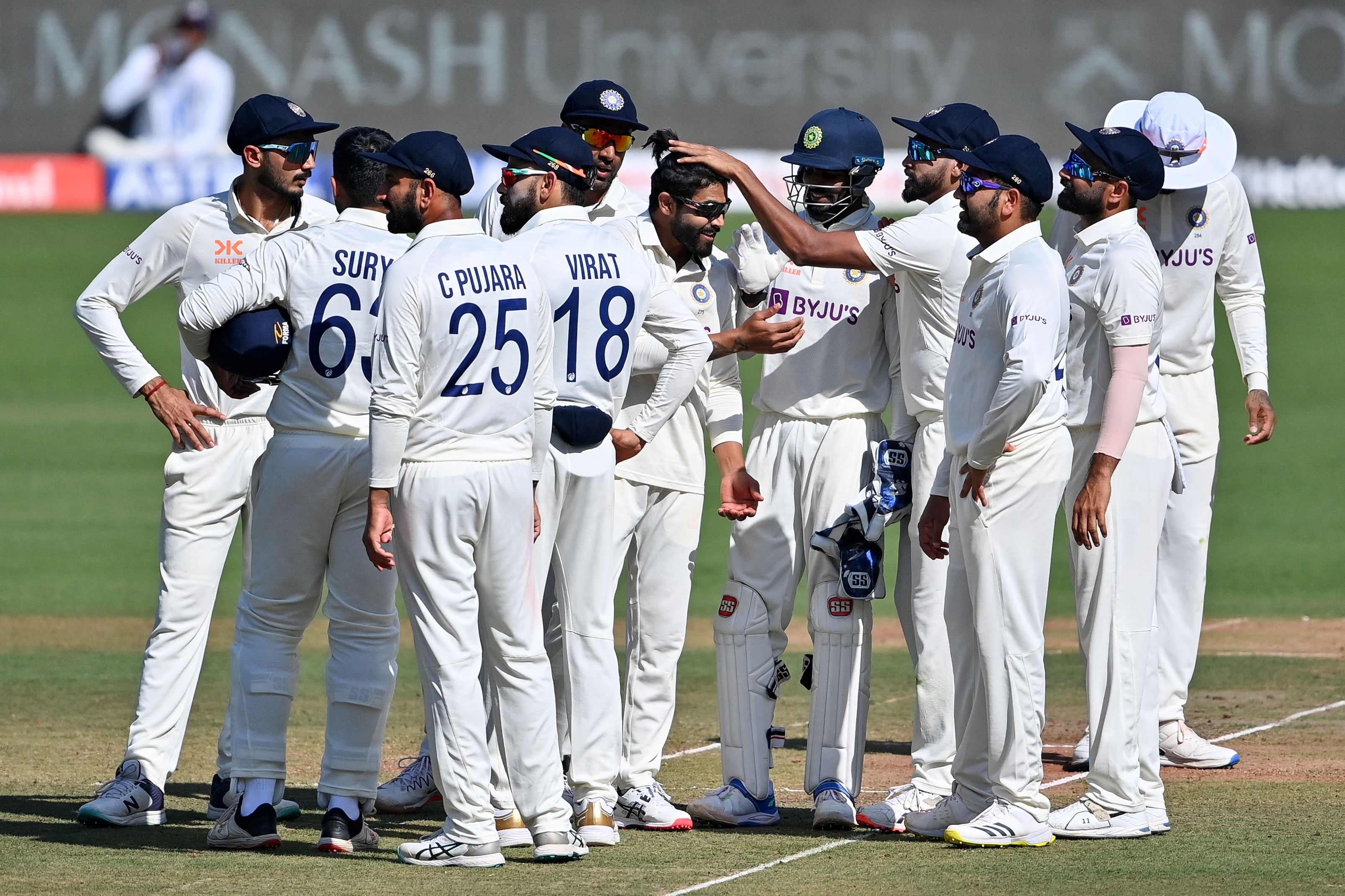 0902_ravindra_jadeja_5_for_ind_vs_aus_1s