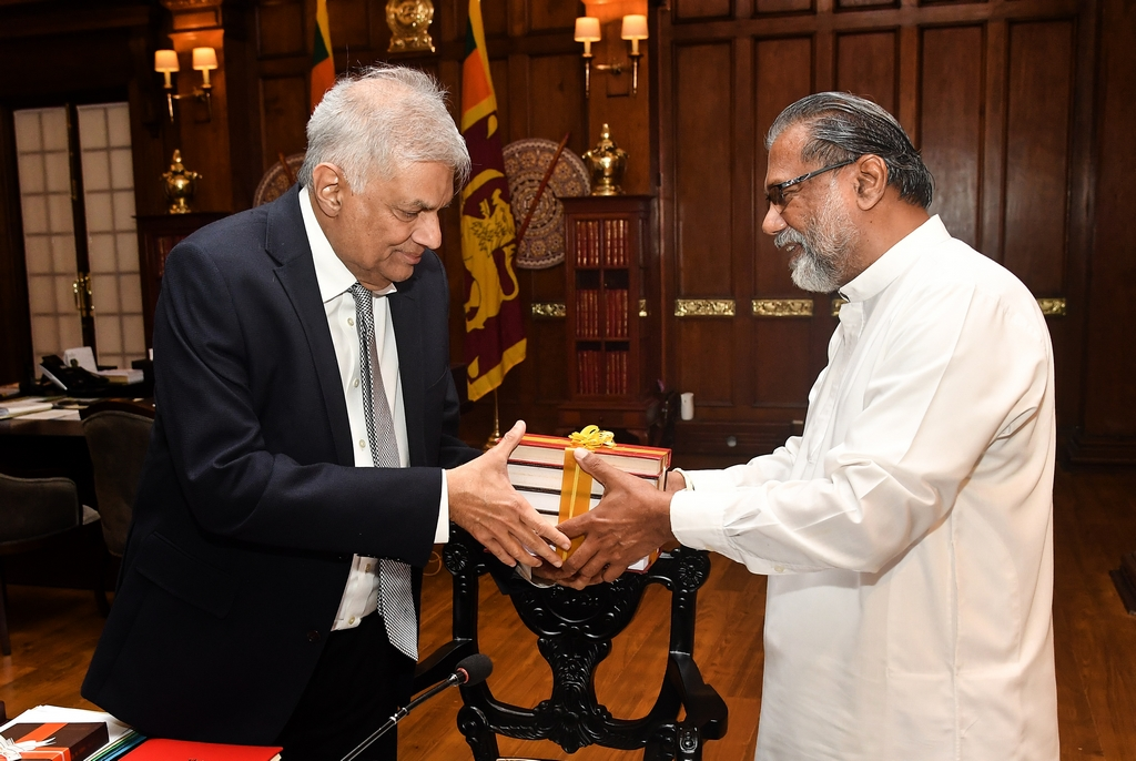 330506069_5874722645946192_3749778760174