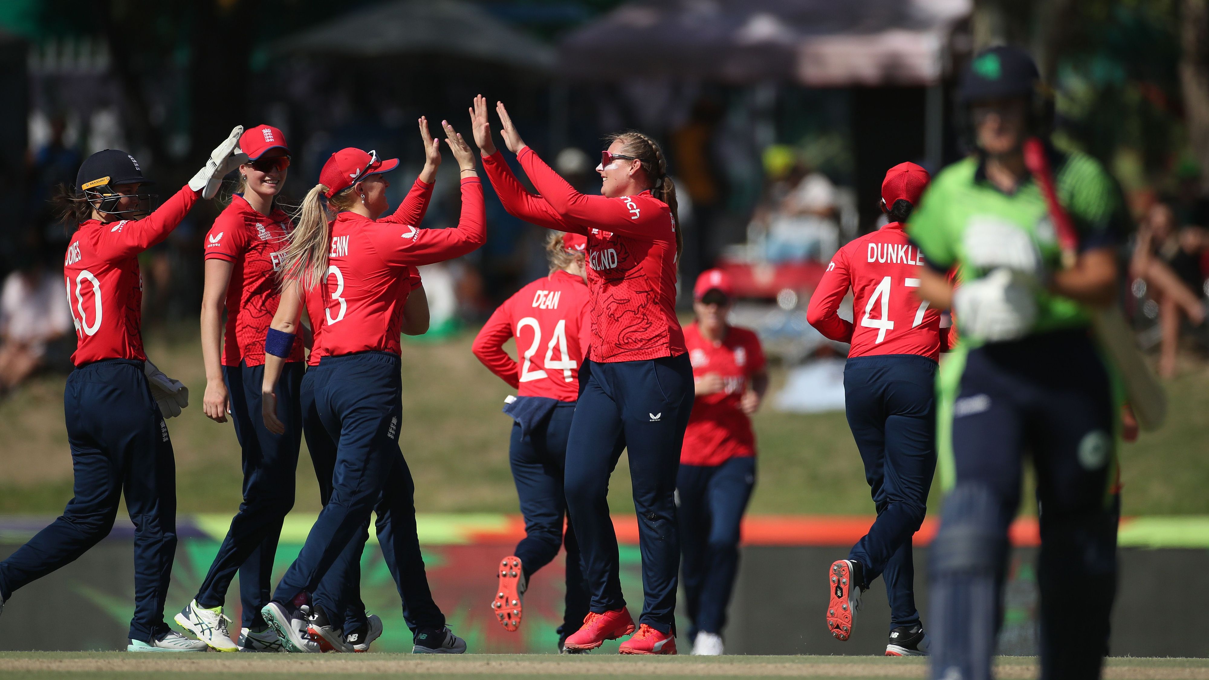 1302_Sophie_Ecclestone_of_England_celebr