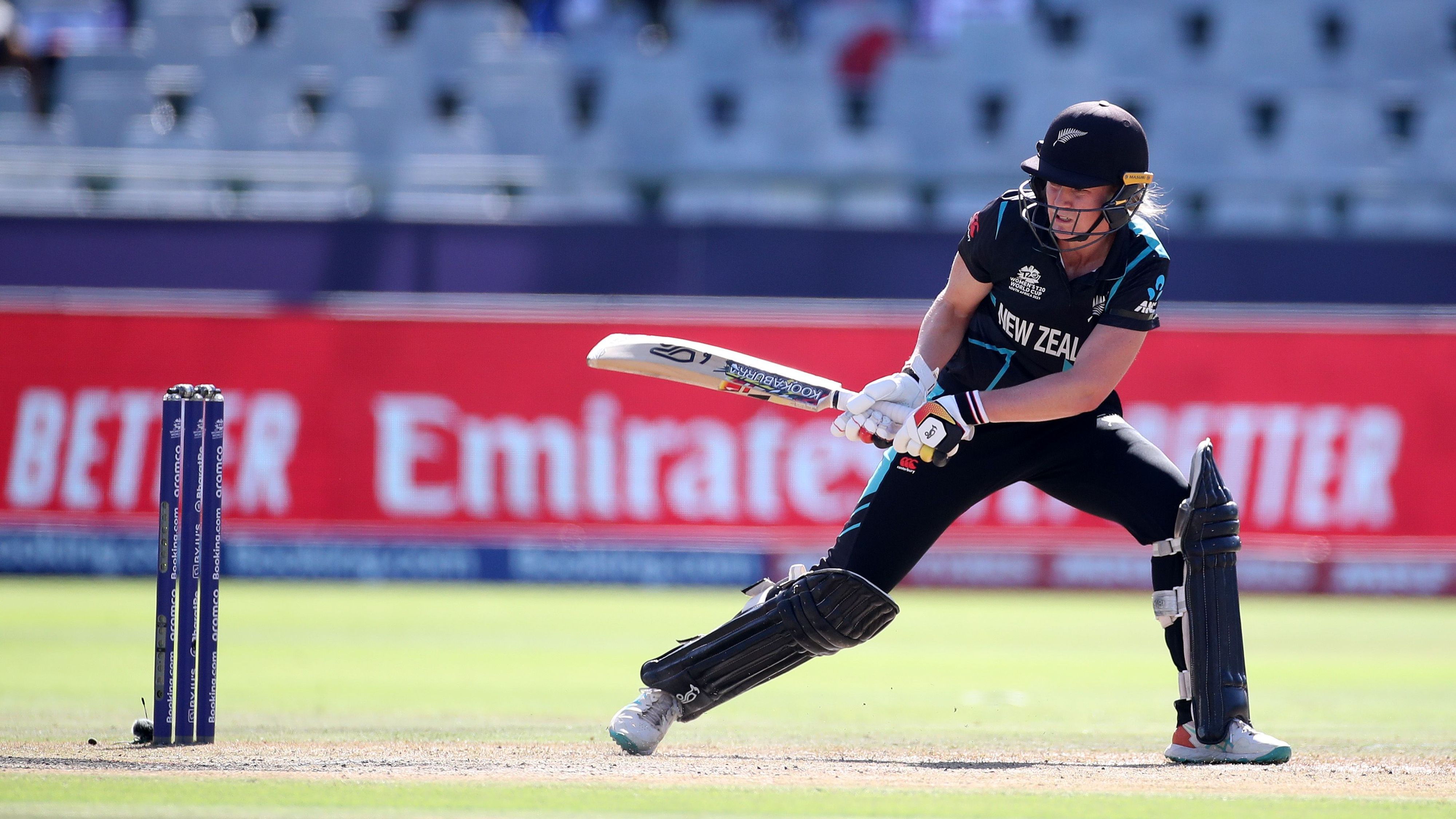 _3__1702_Maddy_Green_of_New_Zealand_vs_b