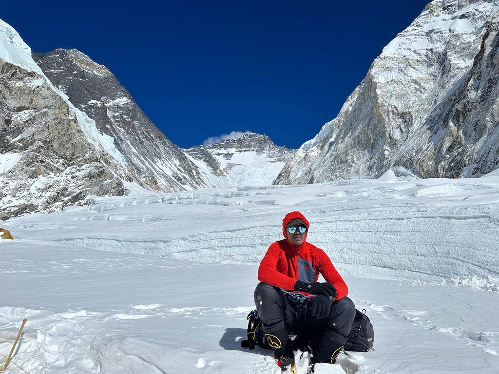 348356294_962084391785186_20216964275049