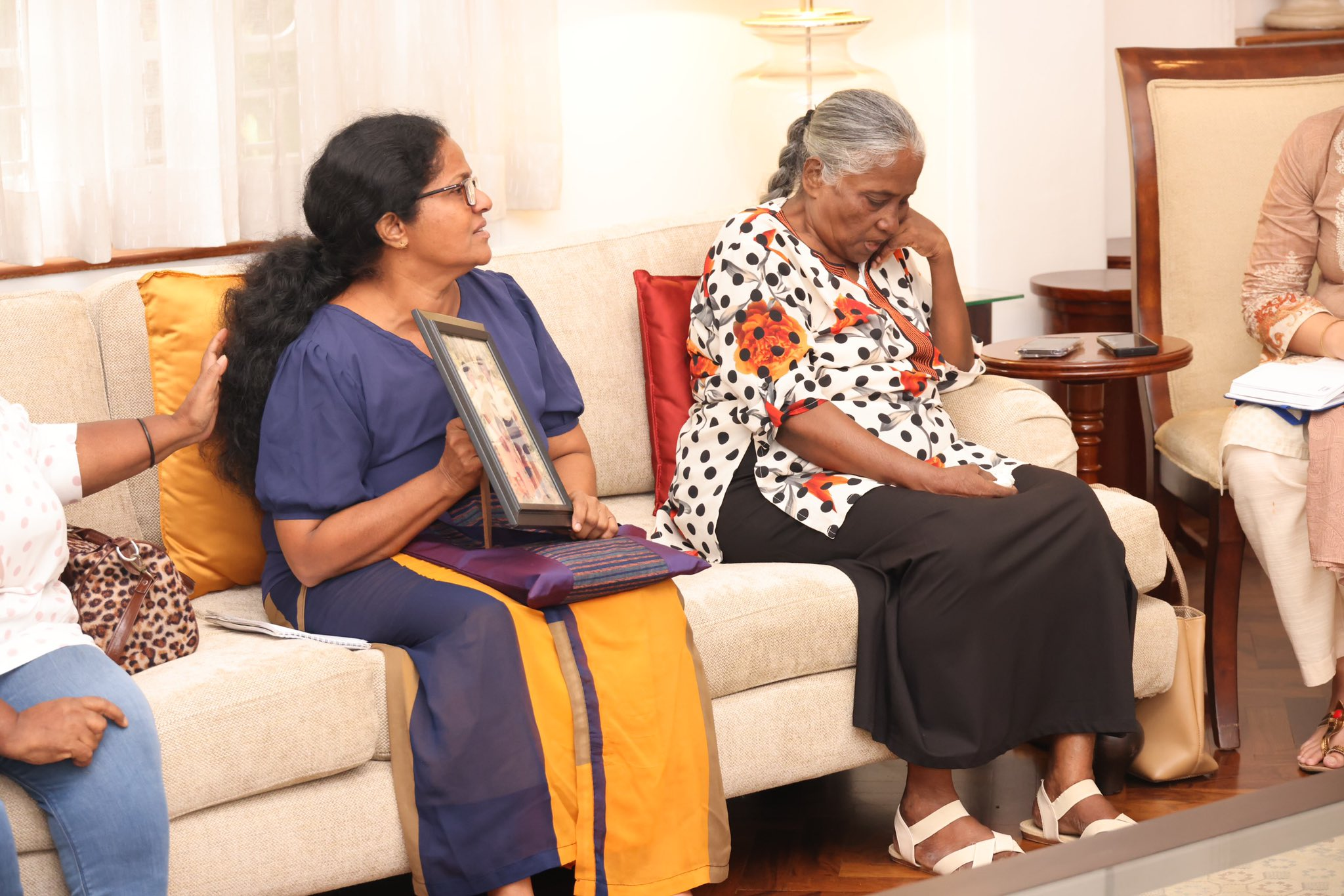 373050214_1363624397561694_2287558229612