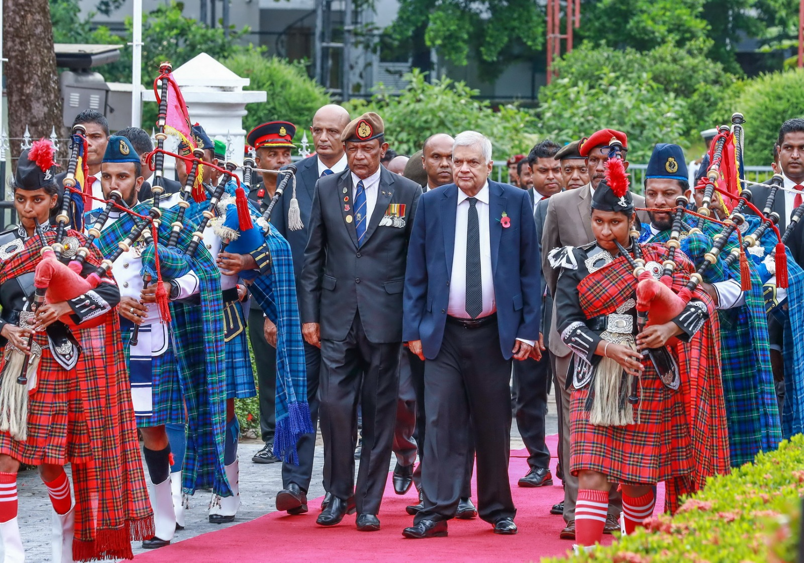 386441685_820592933084289_63543392032636