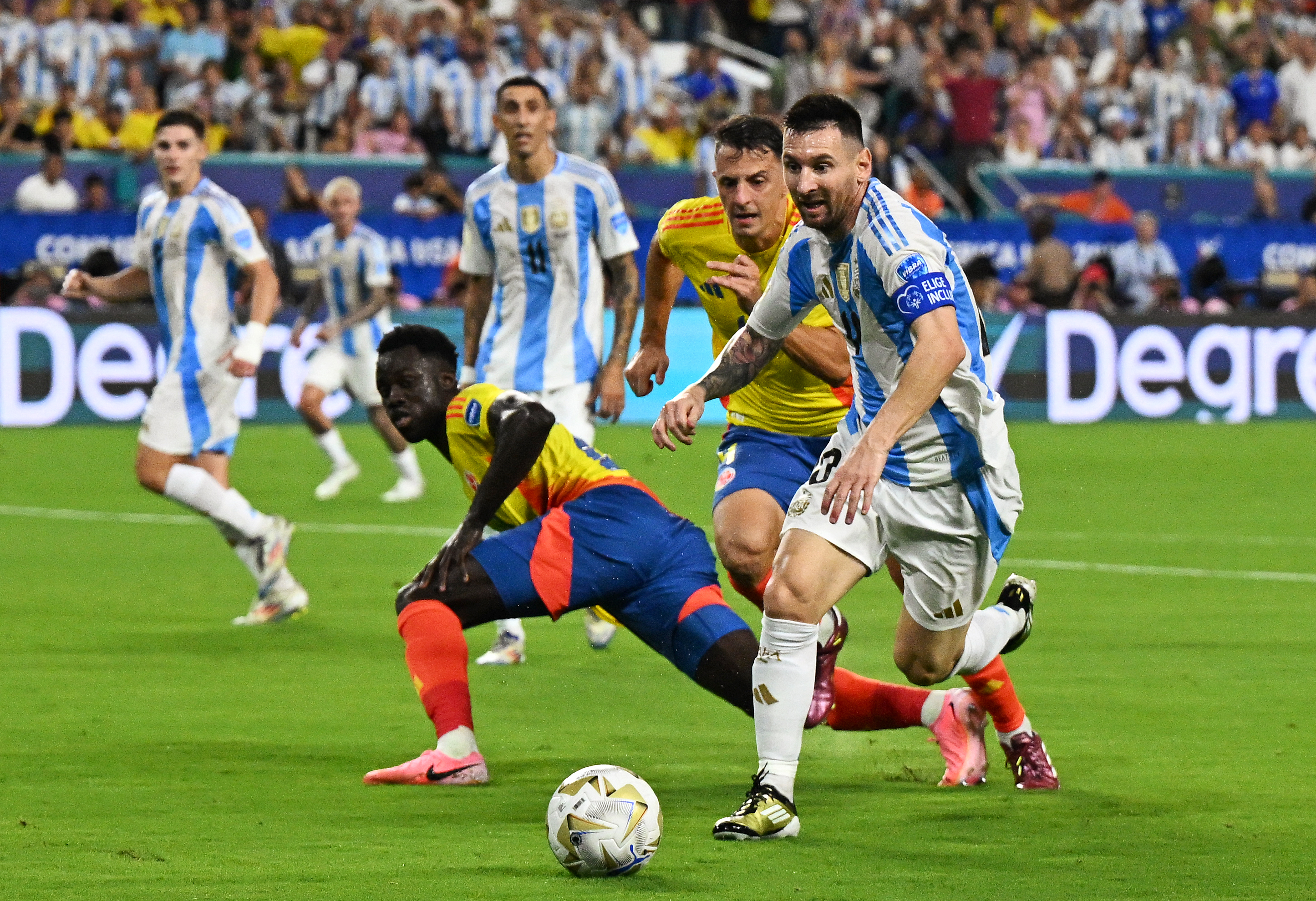 AFP__20240715__36482TL__v1__HighRes__Foo