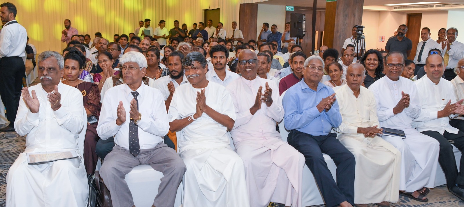 WhatsApp_Image_2024-09-06_at_17.03.23.jp