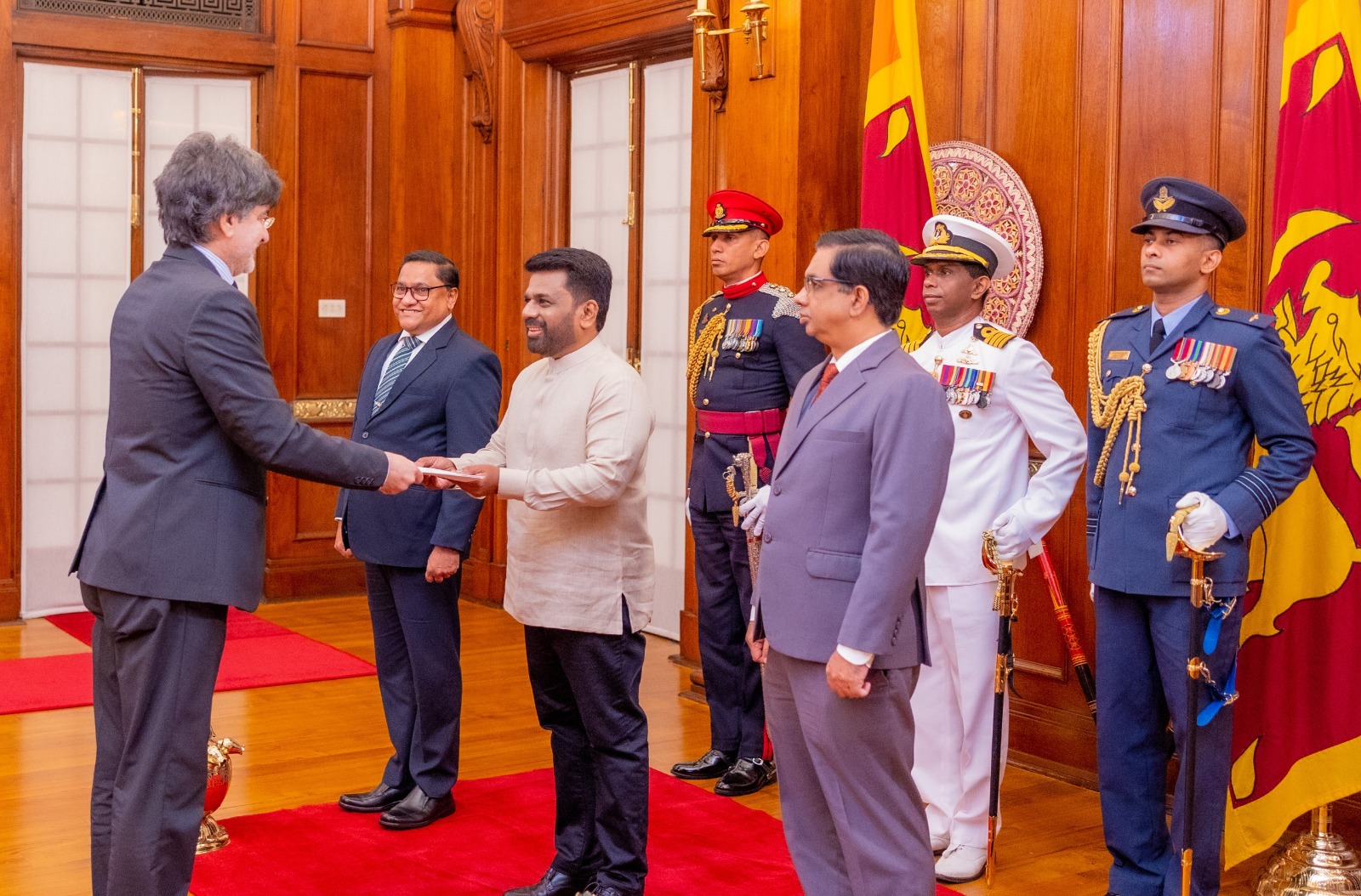 WhatsApp_Image_2024-11-28_at_03.54.09__1