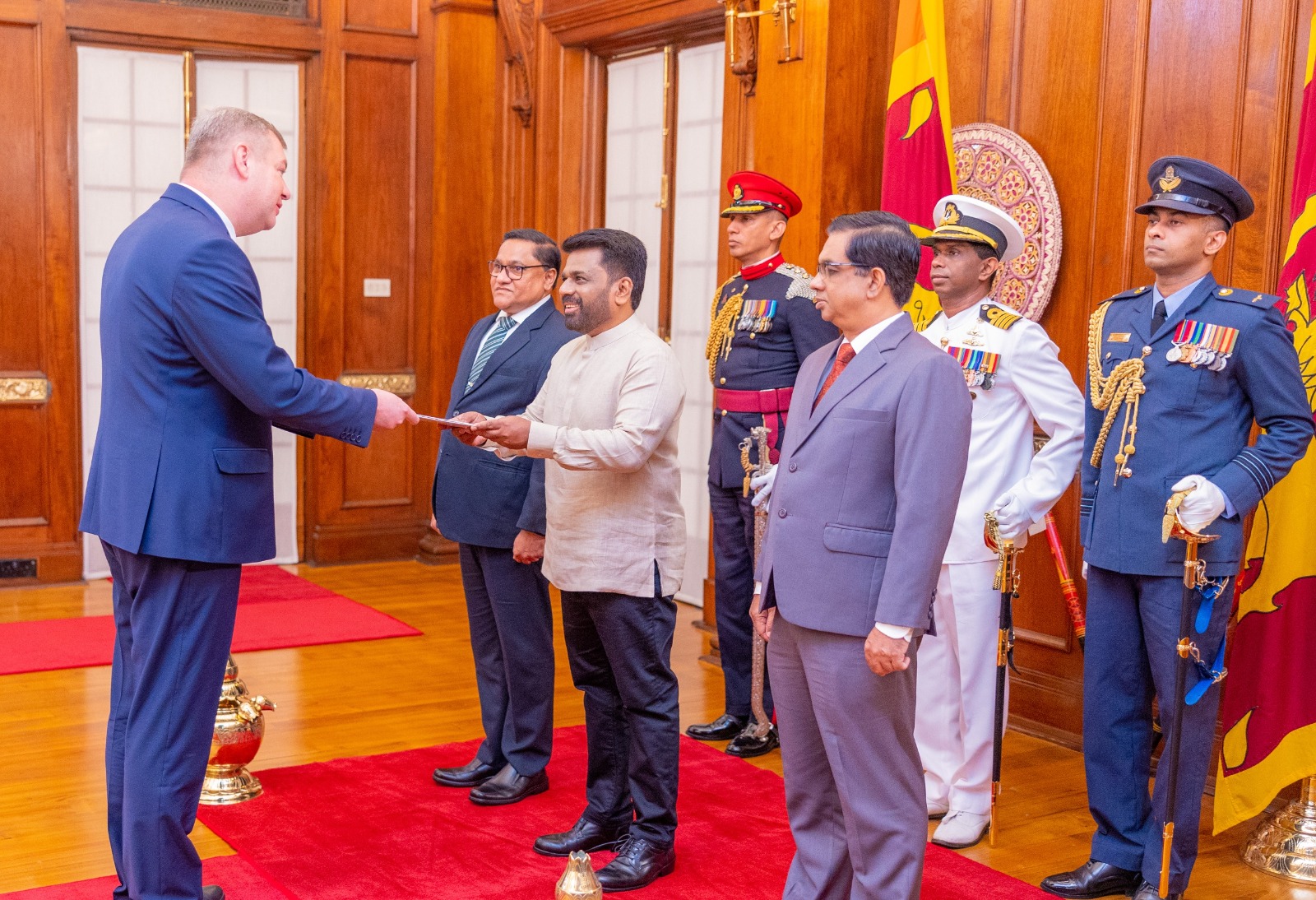 WhatsApp_Image_2024-11-28_at_03.54.16__1