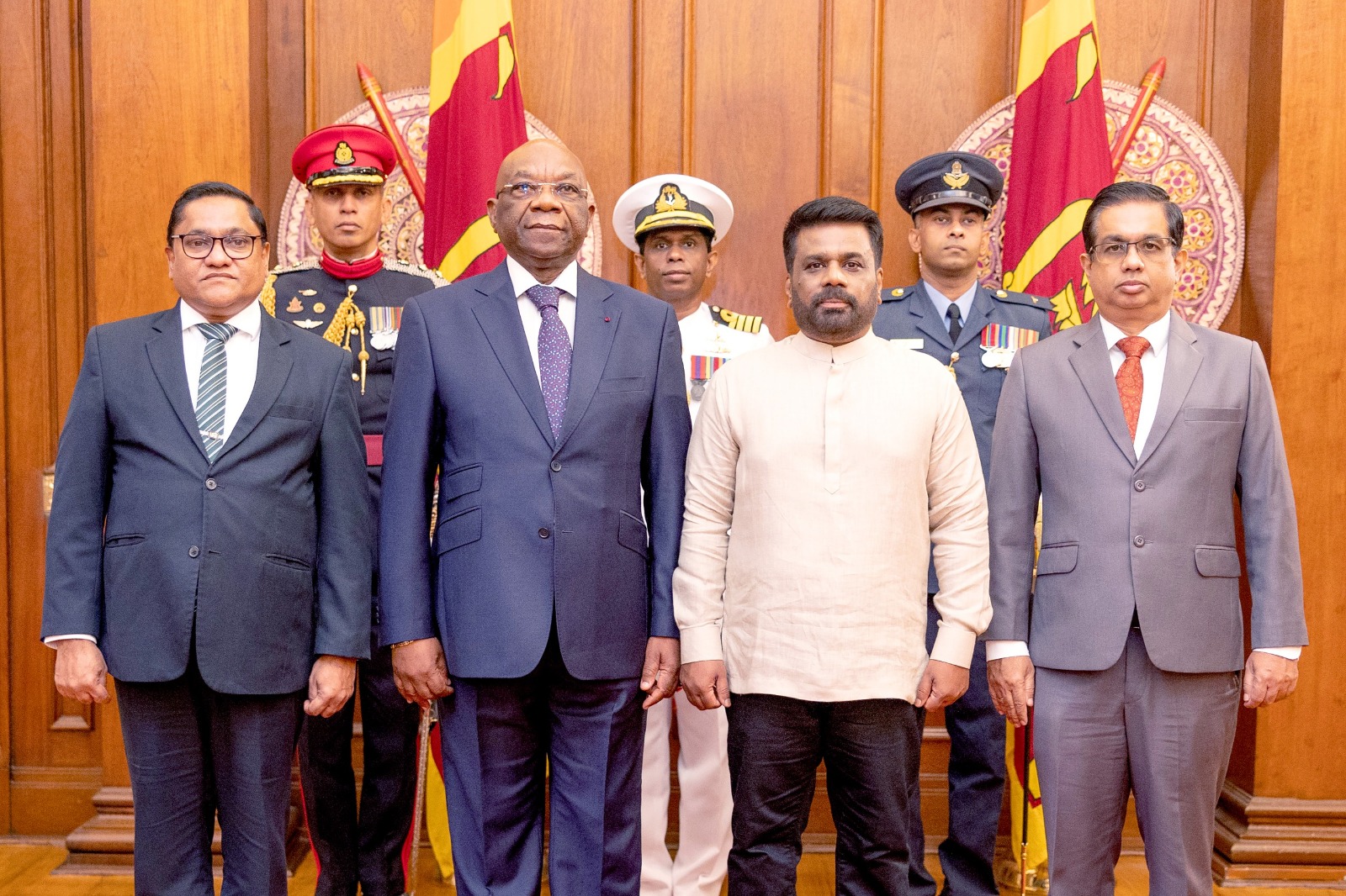 WhatsApp_Image_2024-11-28_at_03.54.22__1