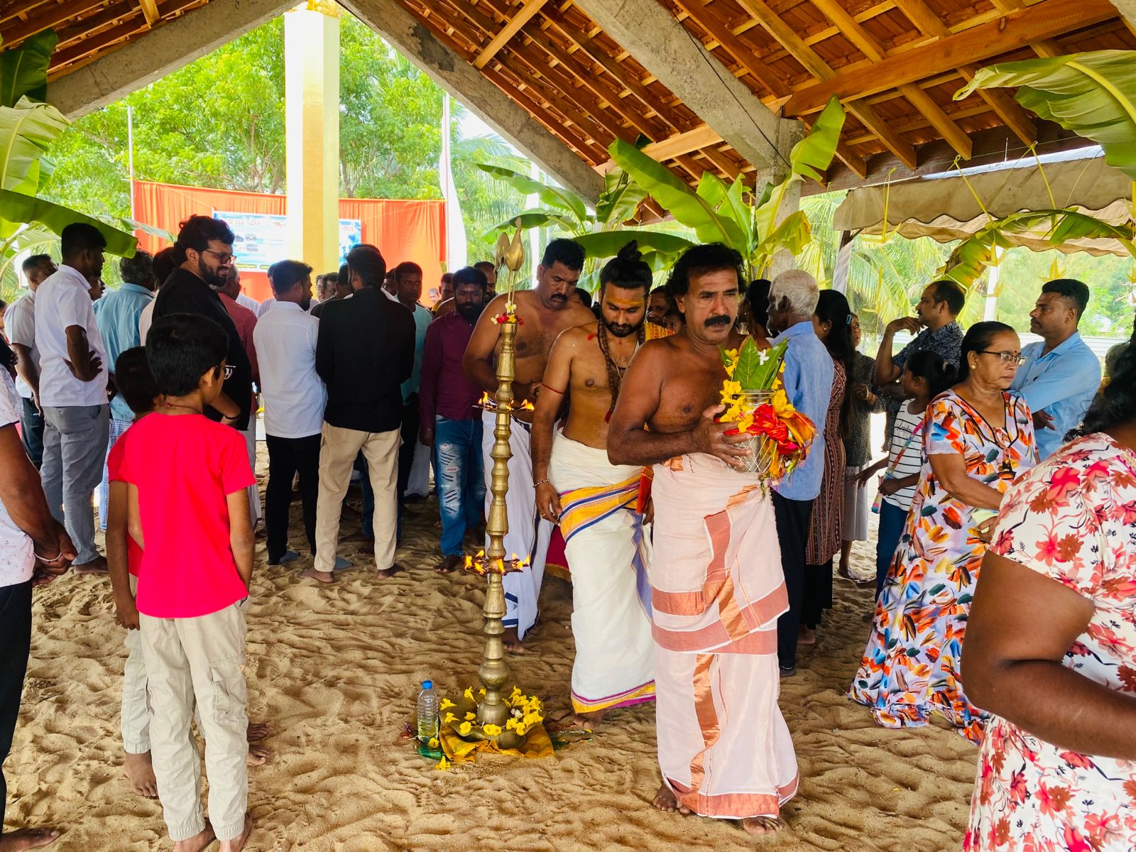 WhatsApp_Image_2024-12-26_at_10.35.54.jp