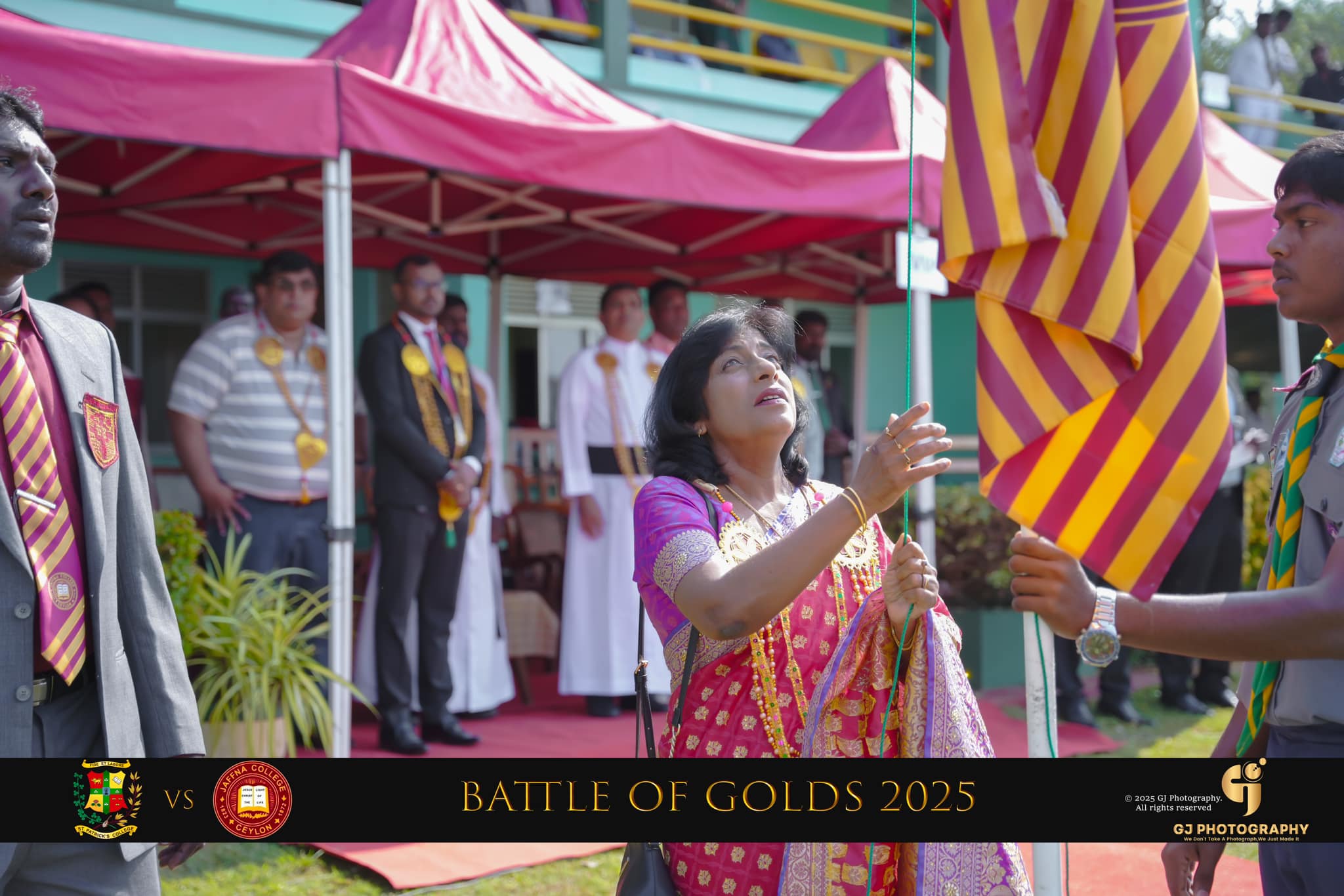 3_jaffna_college_pricipal_hoistitng_the_