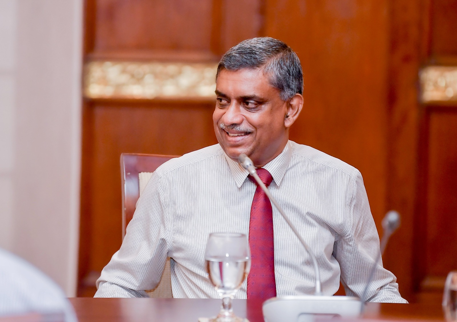 WhatsApp_Image_2025-03-07_at_15.15.05.jp