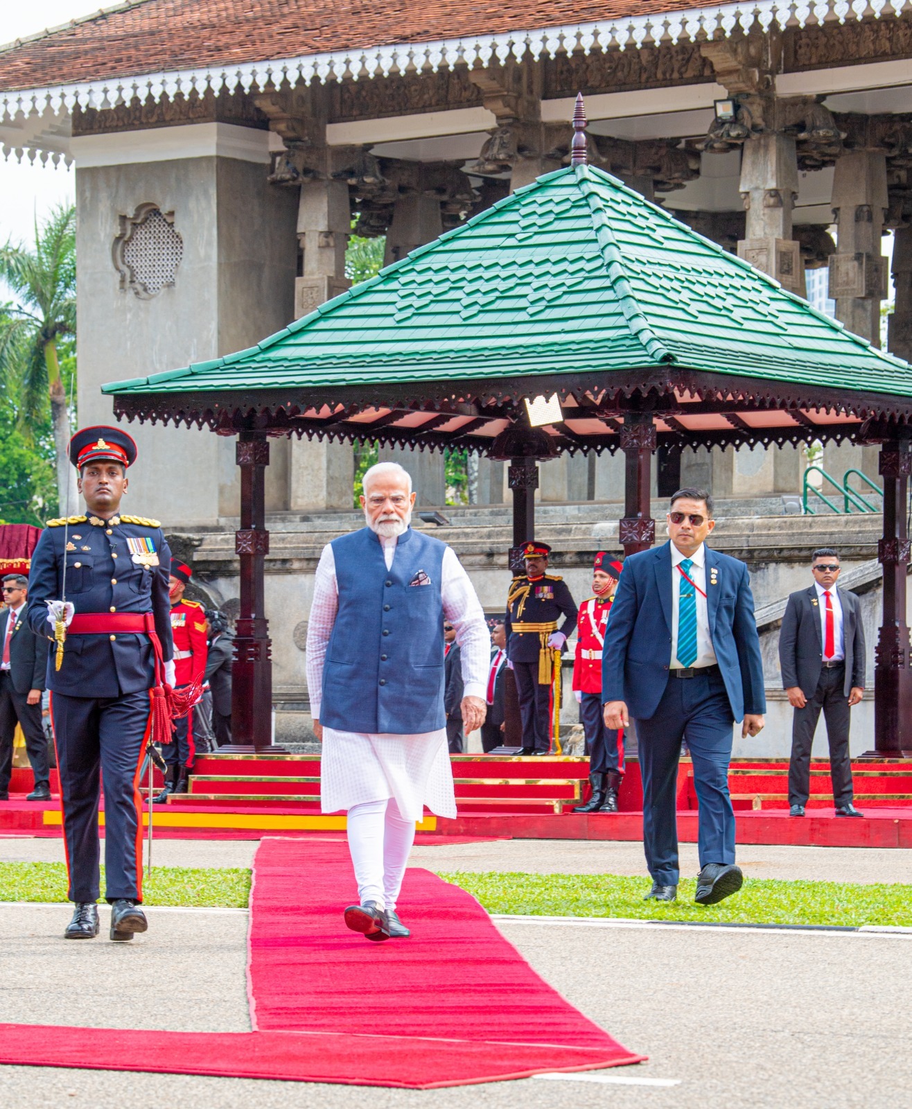 WhatsApp_Image_2025-04-05_at_10.57.54.jp