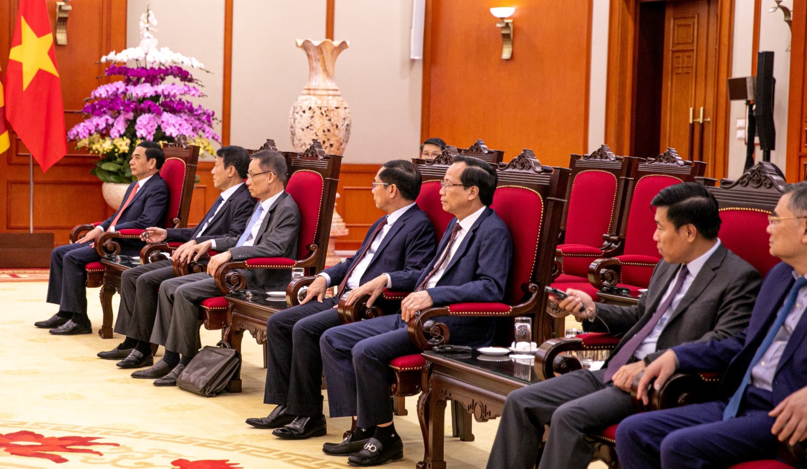 WhatsApp_Image_2025-05-04_at_16.25.13.jp