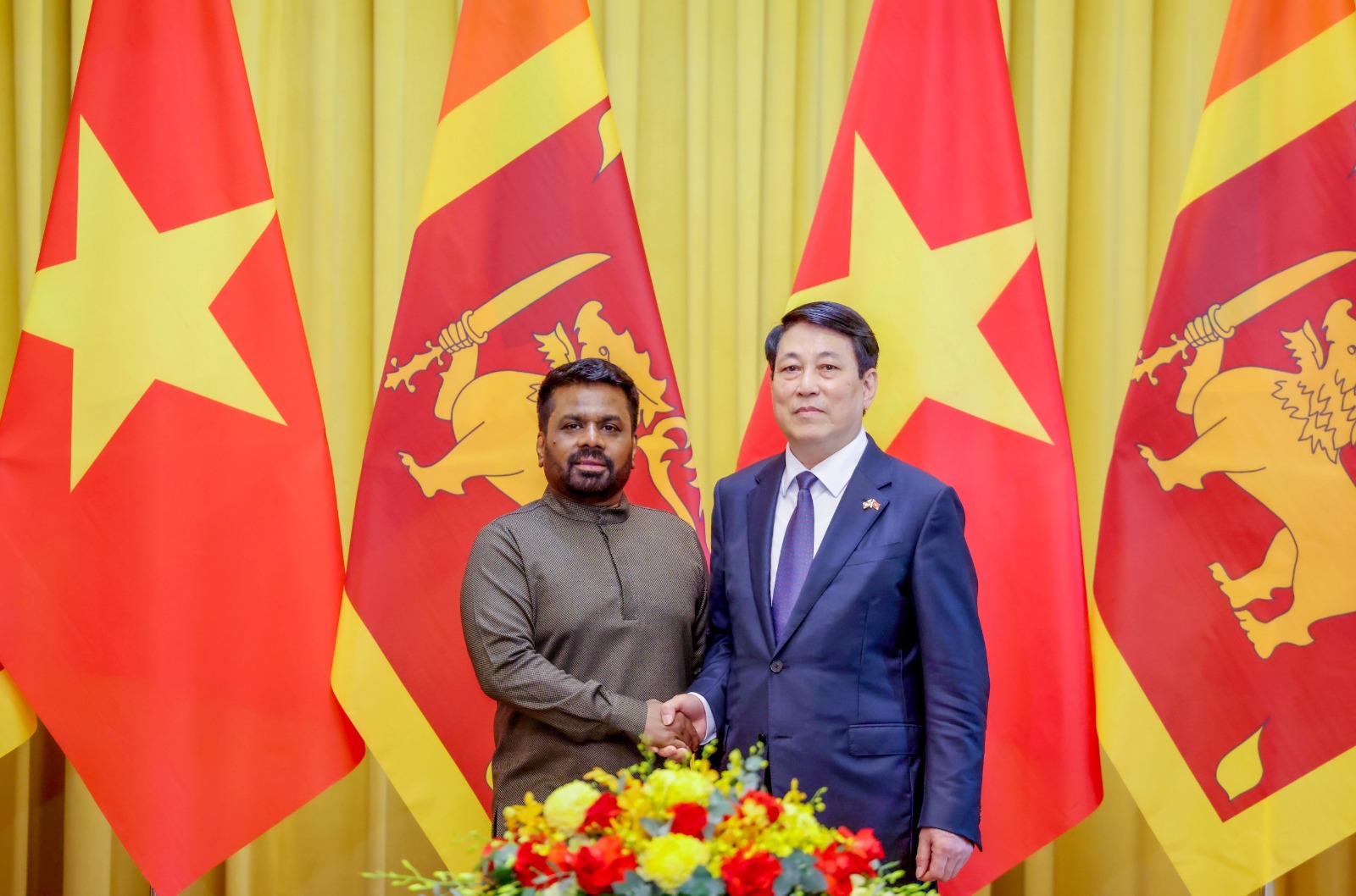 WhatsApp_Image_2025-05-05_at_18.55.25_48