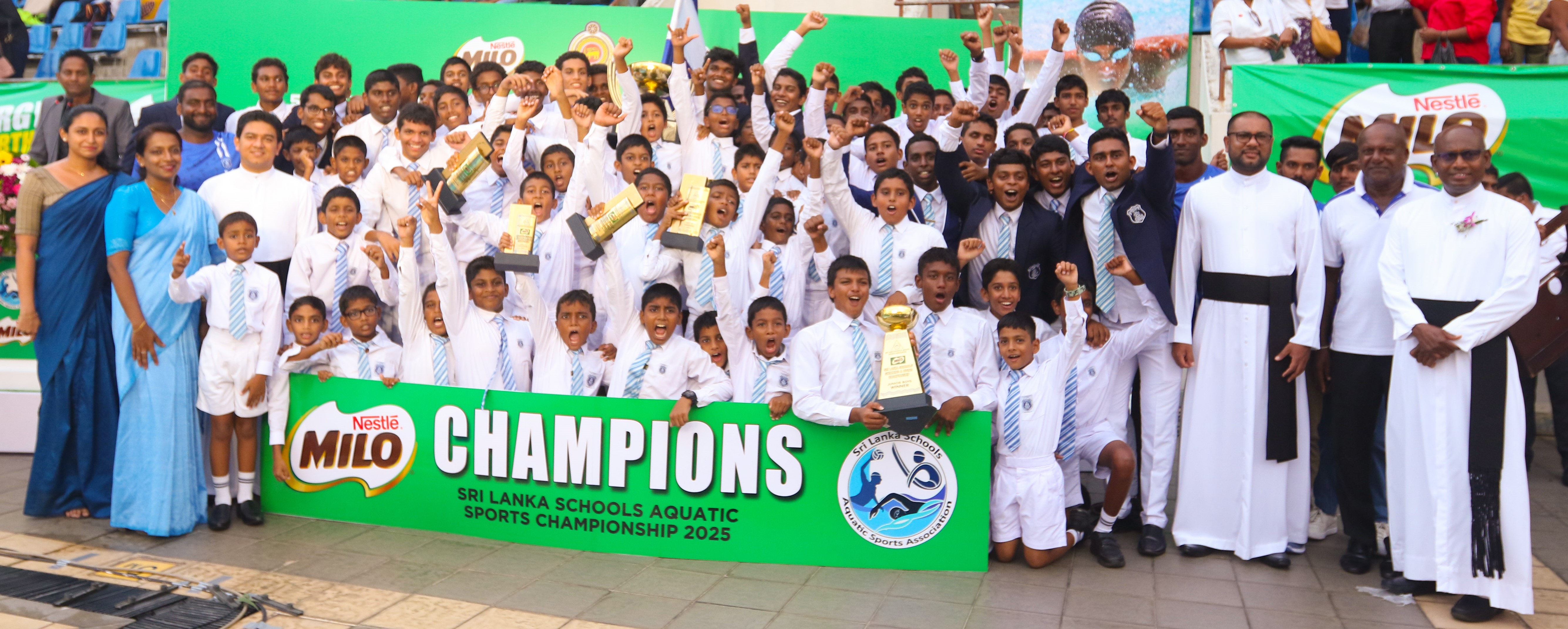 Overall_Boys_Team_Champions_Swimming_St.