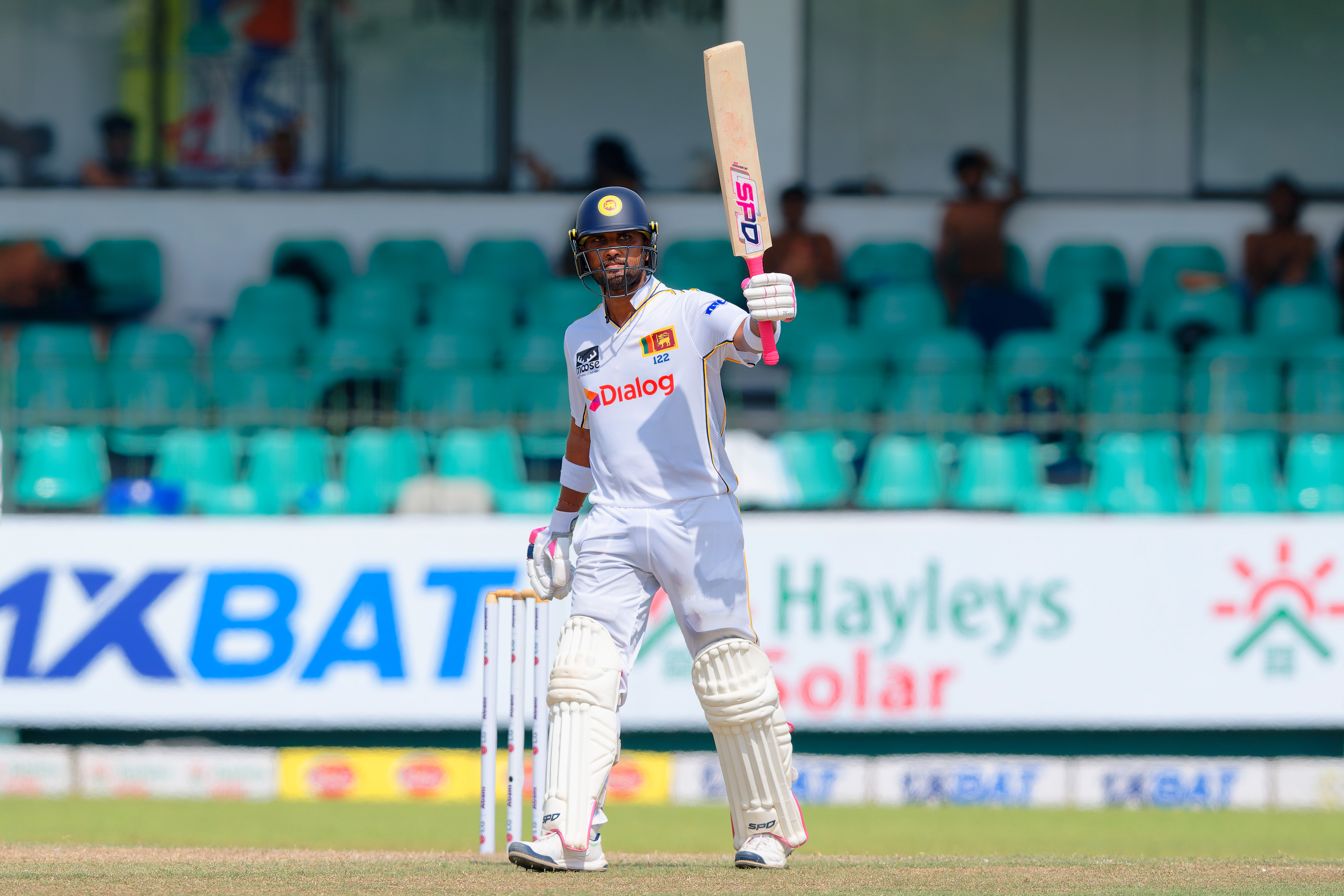 Copy_of_Dinesh_Chandimal_50_runs_VK97821