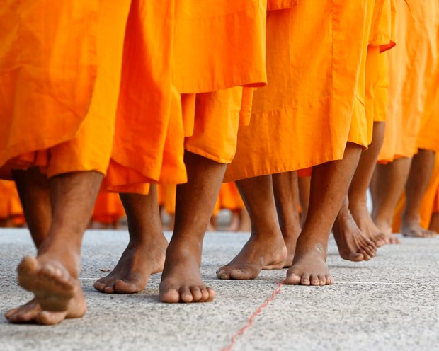 thailand_monks_11.jpg