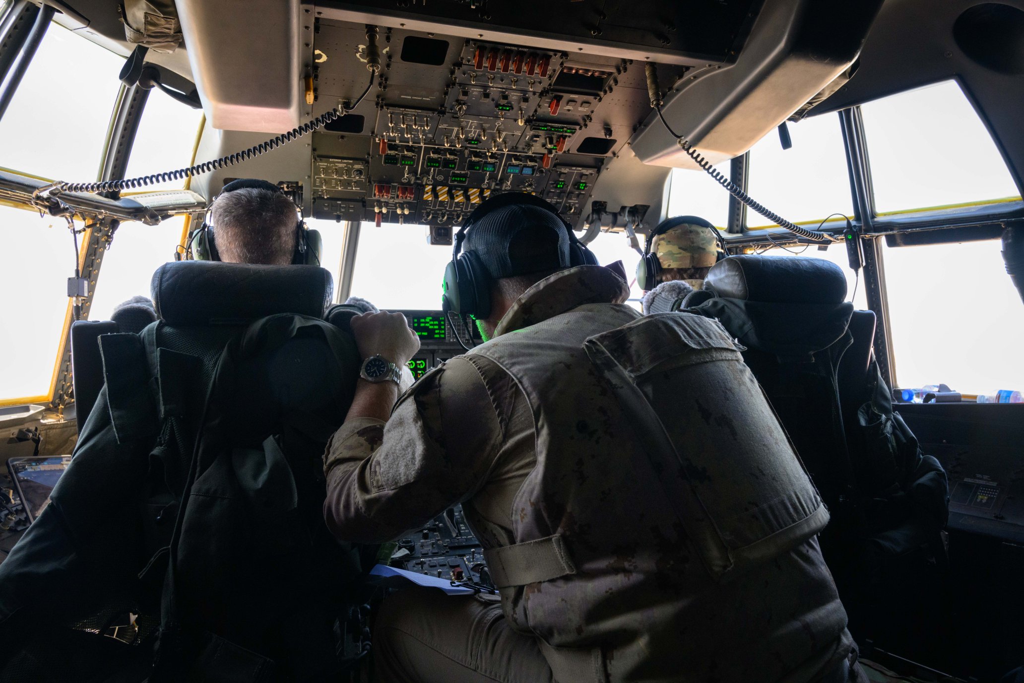 canada_air_drops_233.jpg