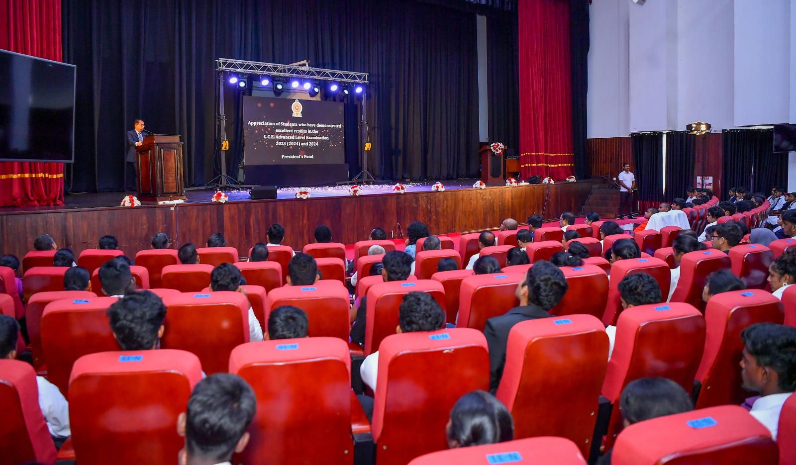 d81139e9-cf26-4ec5-986c-8773e51fb5d8.jpg