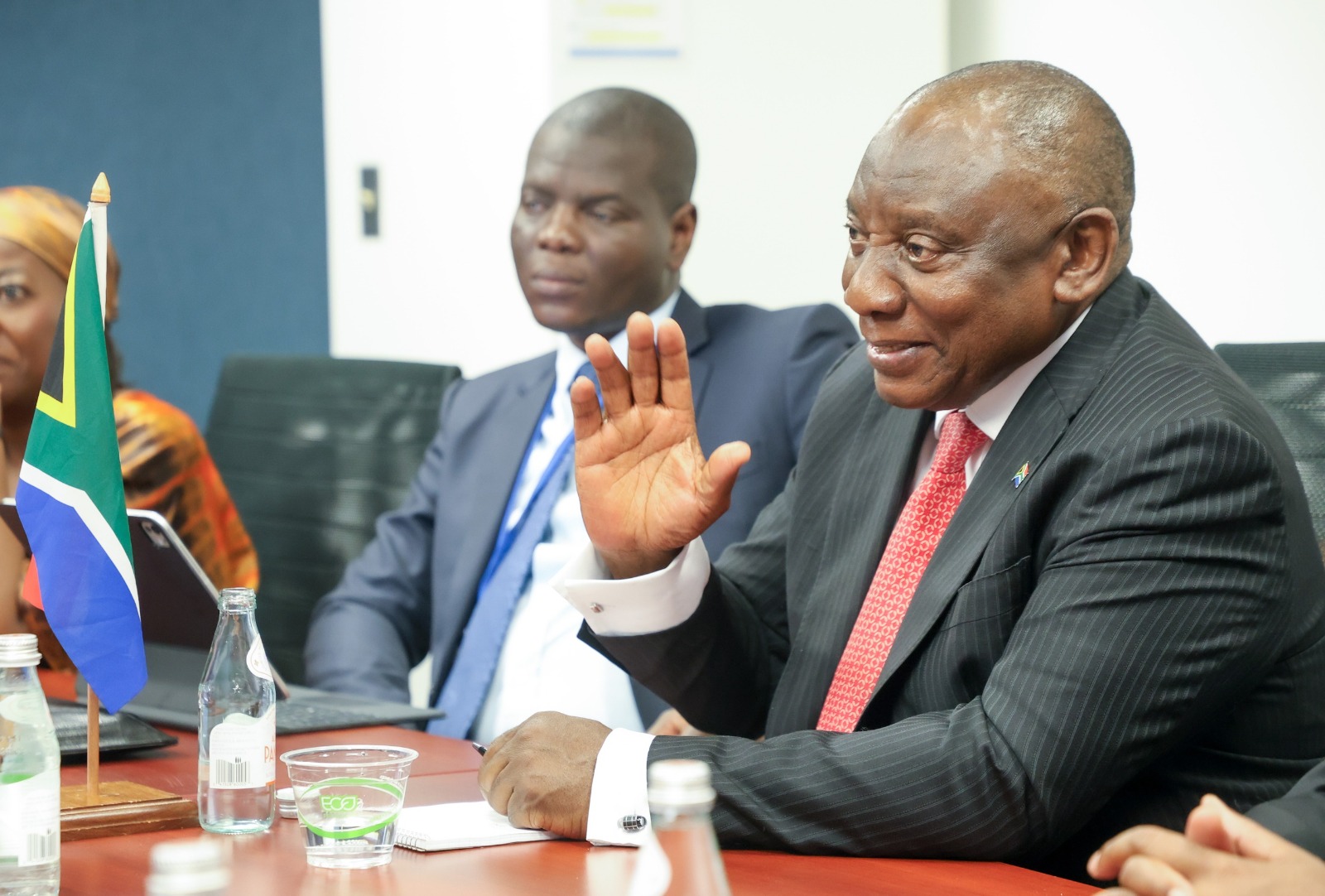 WhatsApp_Image_2025-09-24_at_16.56.10.jp