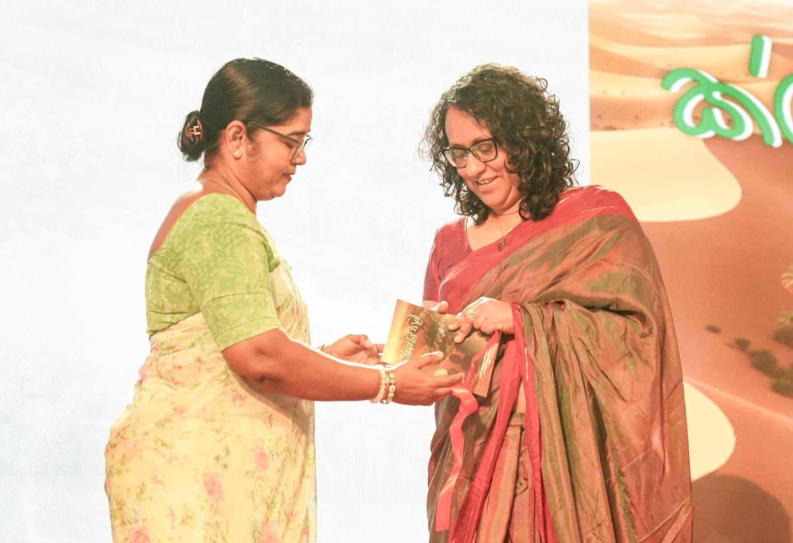 WhatsApp_Image_2025-10-01_at_18.01.25.jp