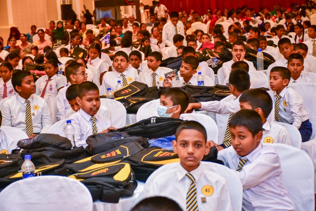 WhatsApp_Image_2025-10-01_at_18.01.18__1