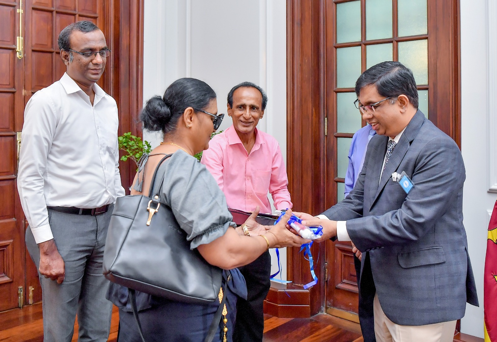 WhatsApp_Image_2025-10-15_at_16.01.13.jp