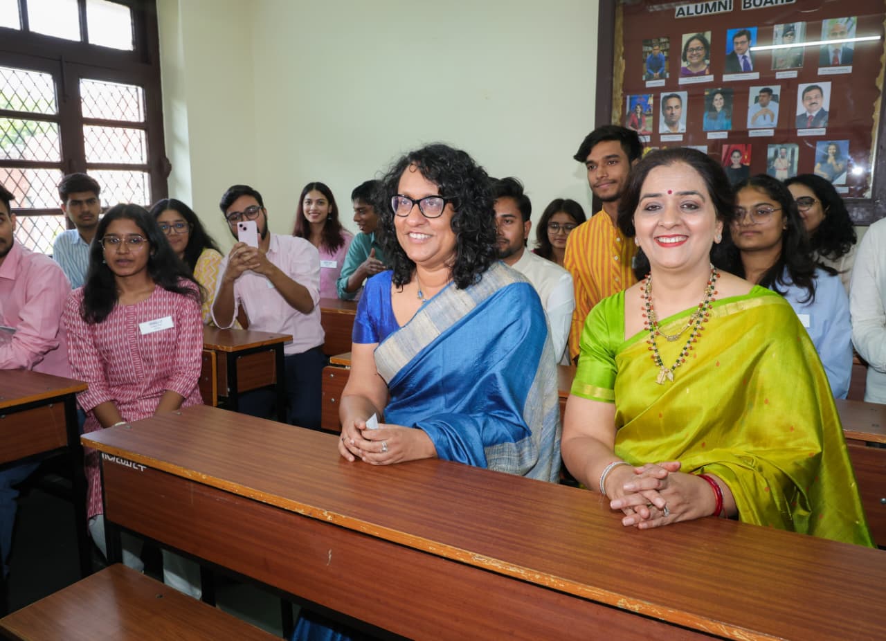 WhatsApp_Image_2025-10-17_at_11.10.55__2